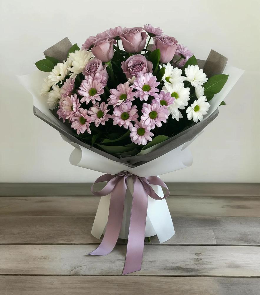 Букет цветов из: Хризантемы и Розы в Софрино