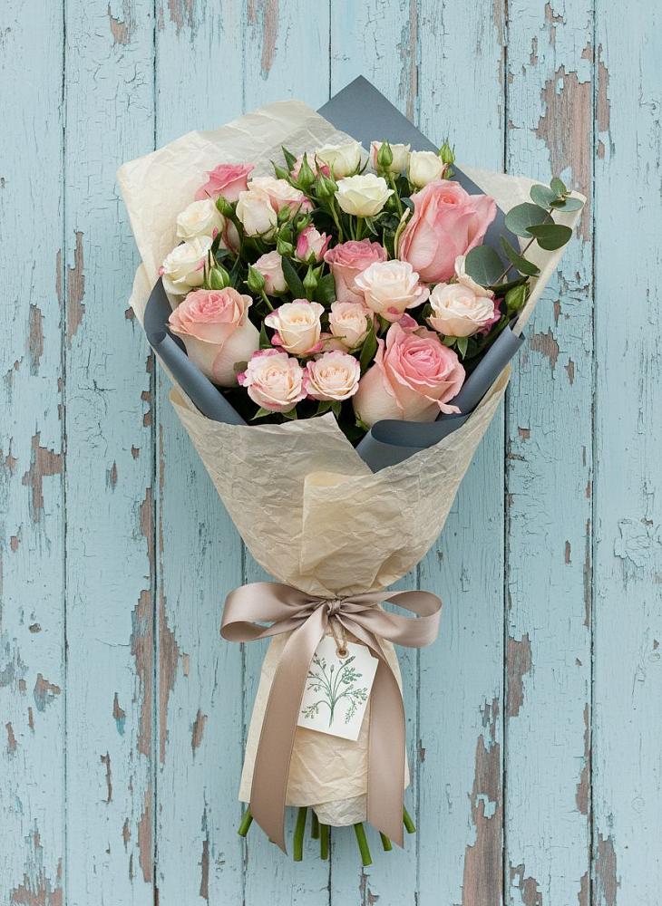 Букет цветов из: Розы в Софрино