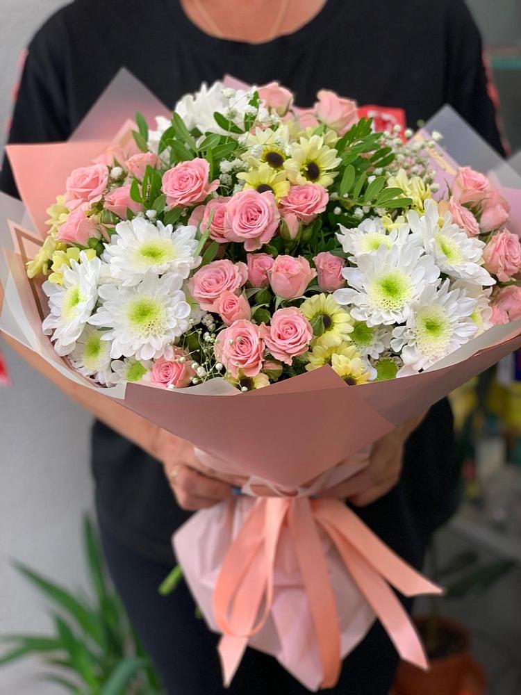 Букет цветов из: Розы и Хризантемы в Софрино