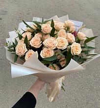 Букет Кремовые розы Латте в Софрино