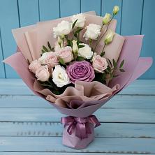 Букет цветов из:  Розы и Лизиантусы в Софрино