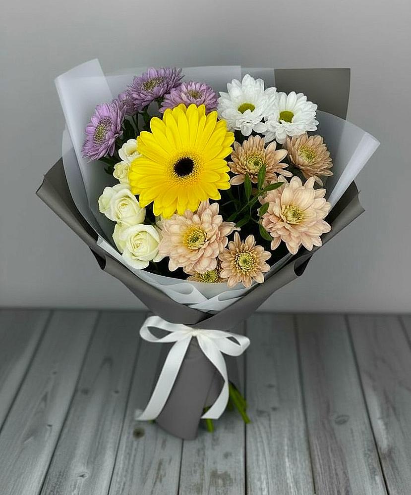 Букет цветов из: Розы, Герберы и Хризантемы в Софрино