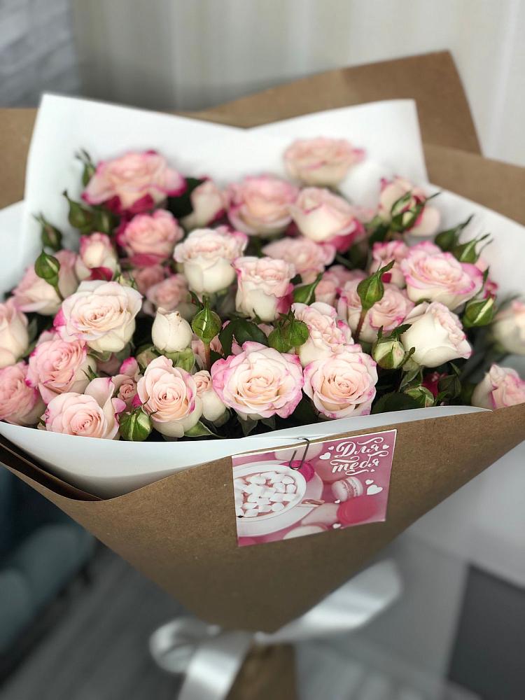 Букет цветов из: Розы в Софрино