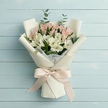 Букет цветов из:  Альстромерии в Софрино
