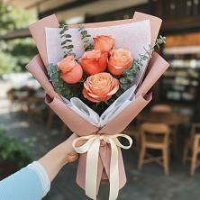 Букет цветов из:  Розы в Софрино
