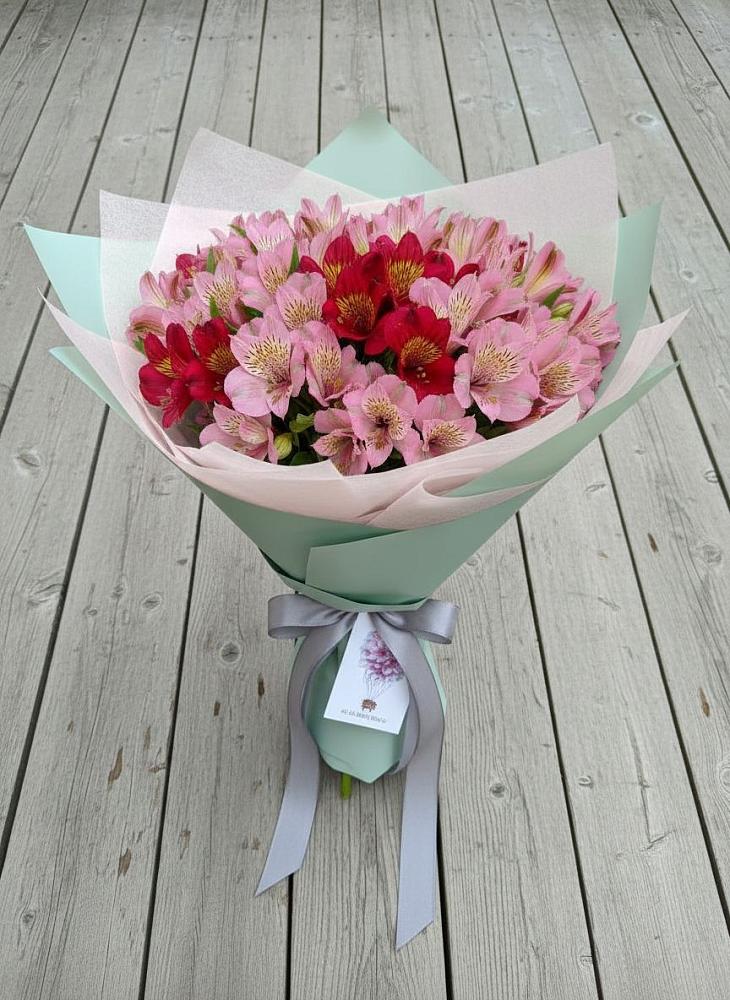 Букет цветов из: Альстромерии в Софрино