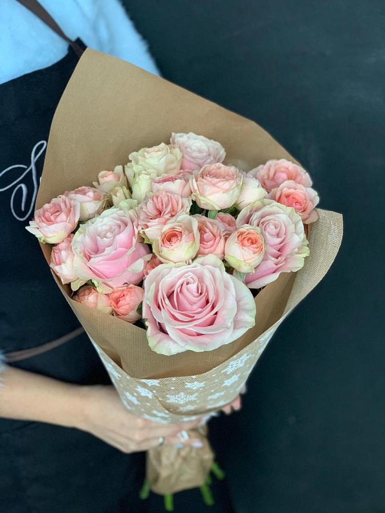 Букет цветов из: Хризантемы и Розы в Софрино