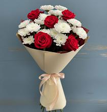 Букет цветов из:  Розы и Хризантемы в Софрино