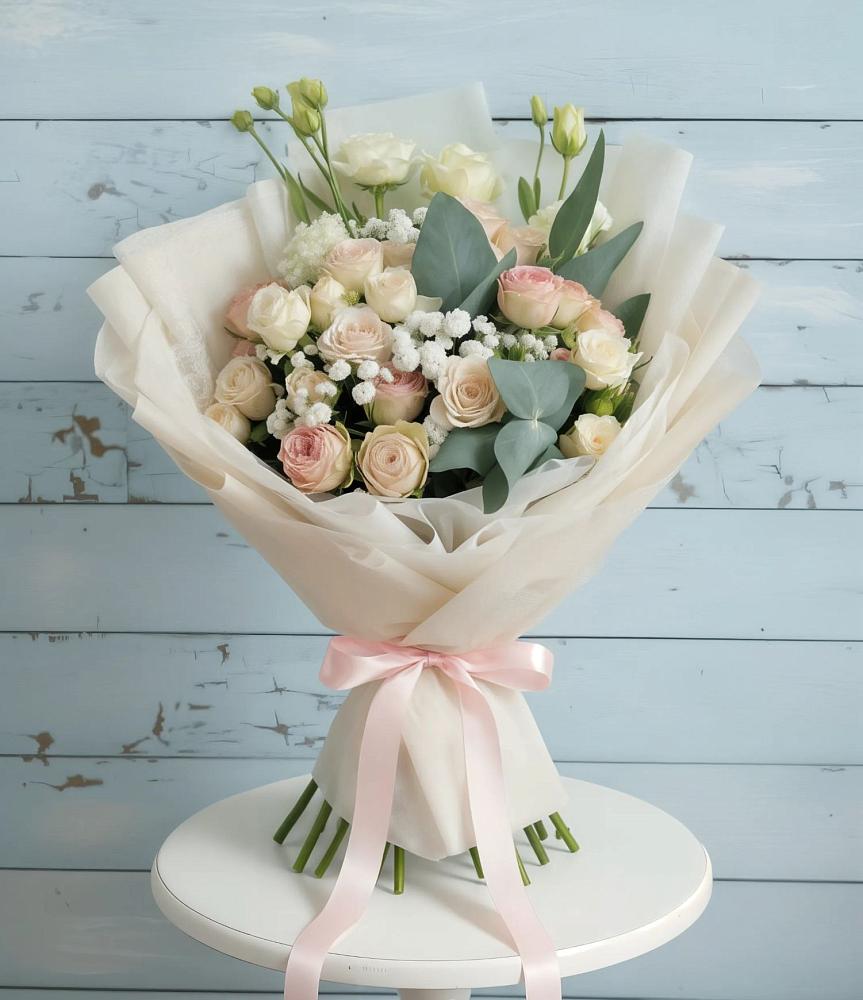 Букет цветов из: Розы и Лизиантусы в Софрино