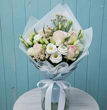Букет цветов из:  Розы и Лизиантусы в Софрино