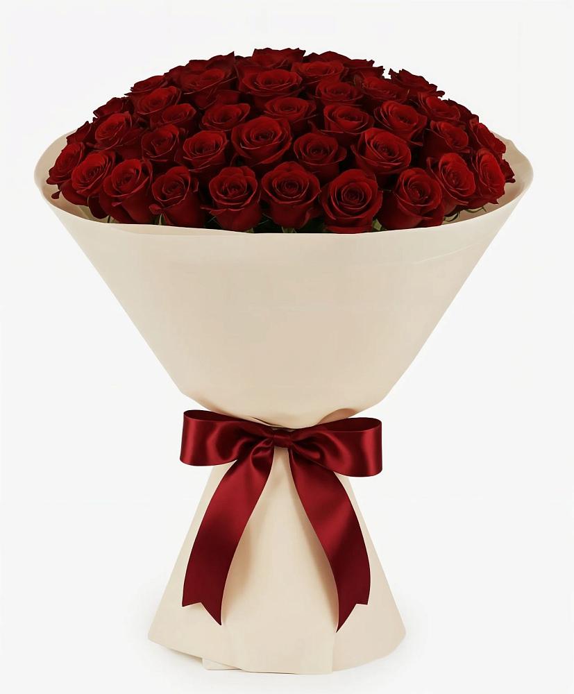 Букет 101 Бордовая роза Блэк Бакарра в Софрино