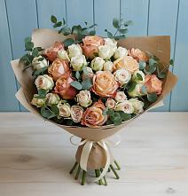 Букет цветов из:  Альстромерии и Розы в Софрино